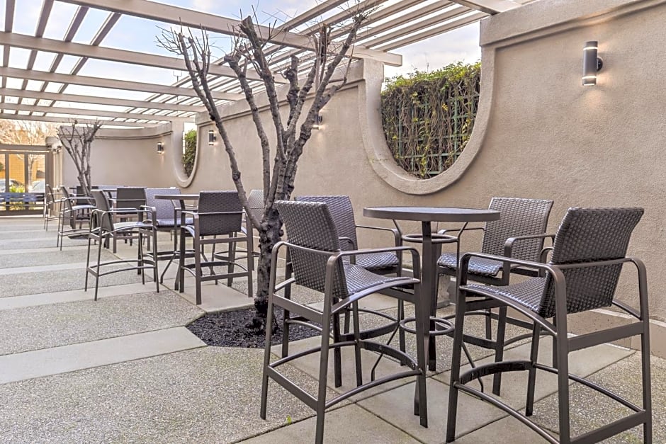Holiday Inn Express Hotel & Suites Elk Grove Ctrl - Sacramento S By IHG