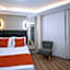 ROBİN HOTEL
