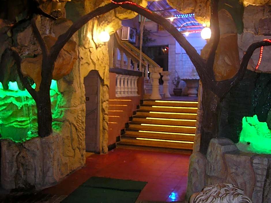 High way Hotel