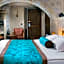 Cappa Via Cave Hotel