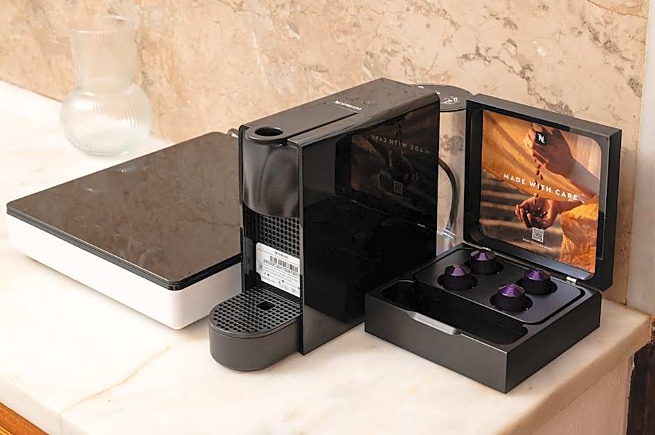 Thelèsi Apartments, 100m from the beach