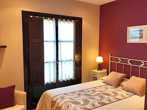 Hotel Rural El Texeu