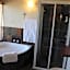 Woodpecker Lodge B&B