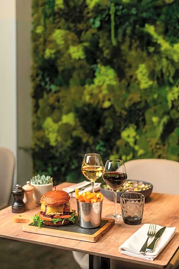 Sheraton Paris Charles de Gaulle Airport Hotel