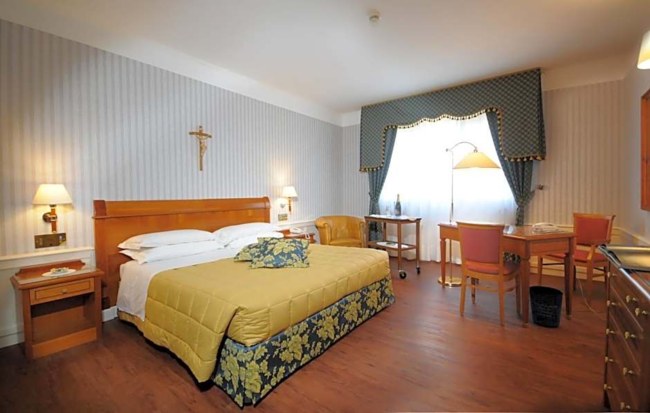 Hotel Centro di Spiritualità Padre Pio