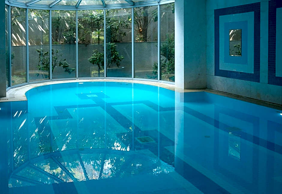 Holiday Inn Athens Attica Av Airport W. By IHG