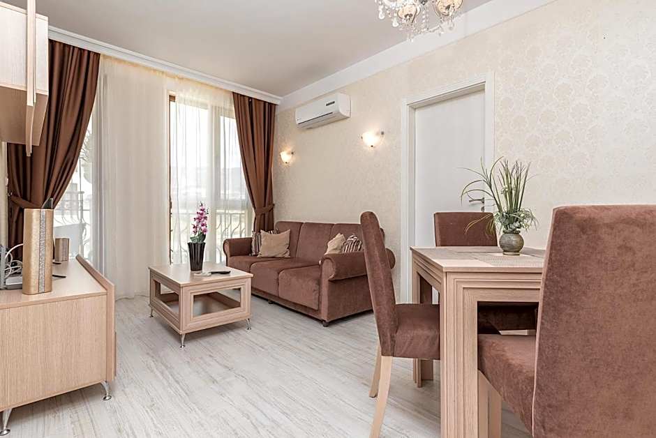 Harmony Suites Saint Vlas