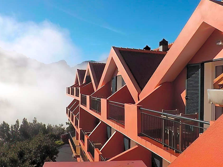 Valley View Hotel Encumeada