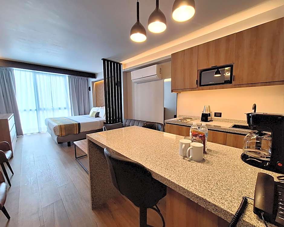 Hotel Block Suites
