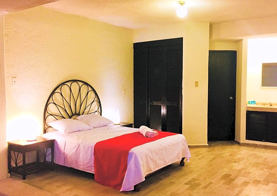 HOTEL Galerias Diana
