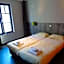 Brxxl 5 City Centre Hostel
