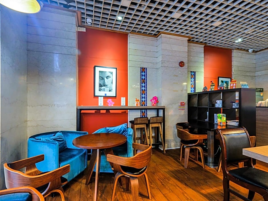 New World Hotel