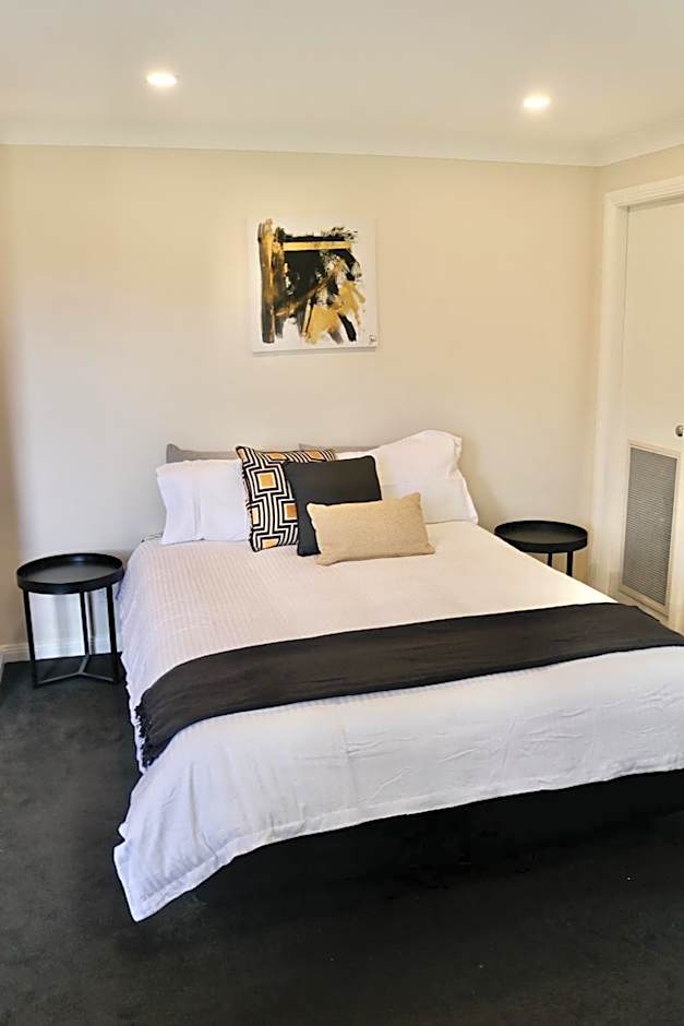 The Commercial Hotel Wallerawang