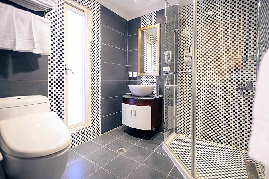 Kiwi Hotel MRT Wenxin Branch (Feng Chia Branch 1)