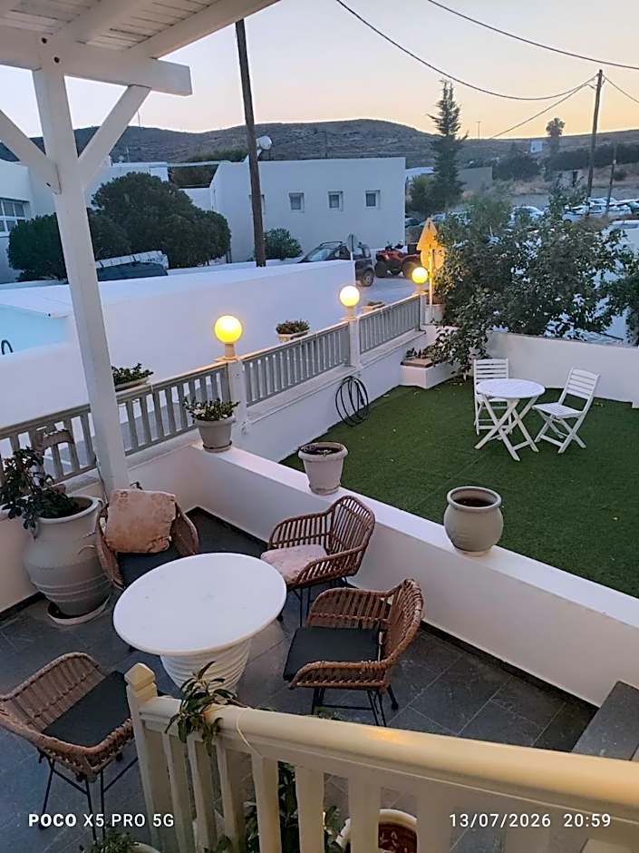 Hotel Apartments Giannis