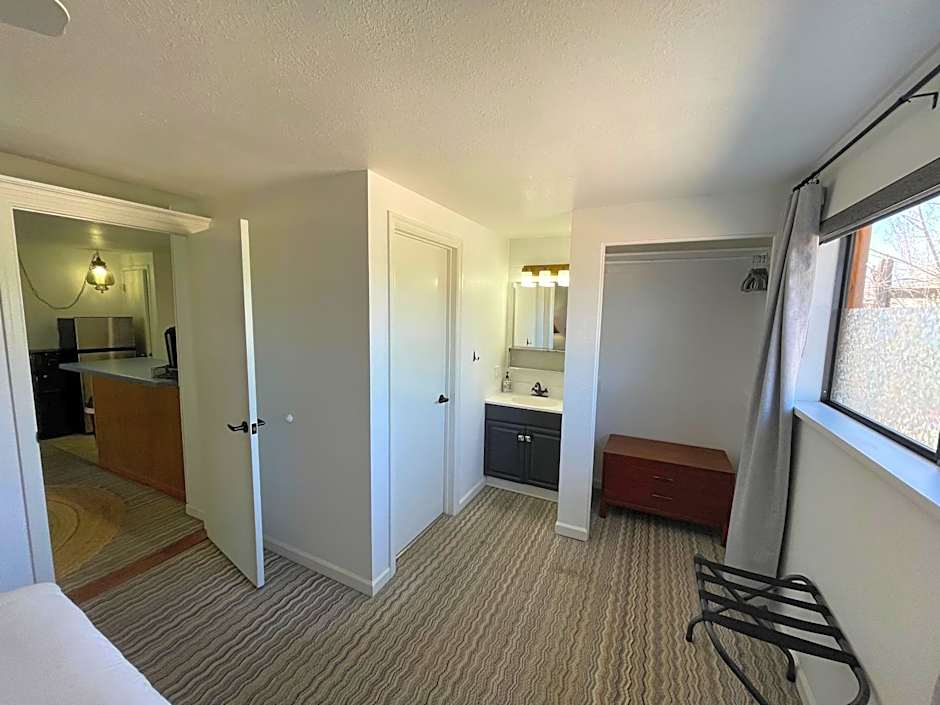 The Aztec Motel & Creative Space