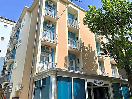 Hotel Blue Ribbon