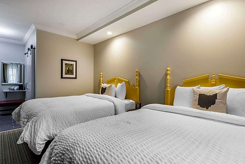 The Aurora Inn Hotel and Event Center