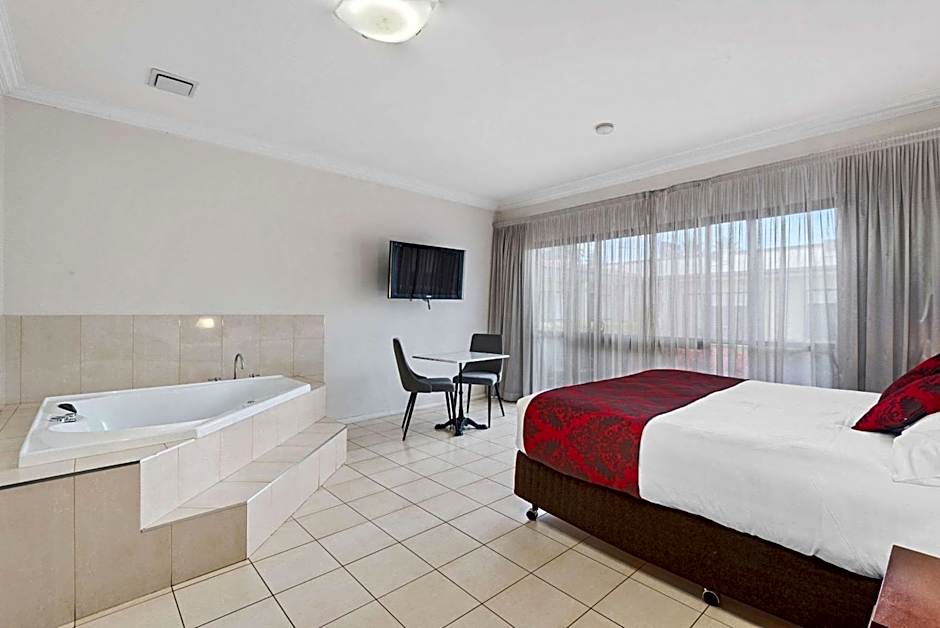 Comfort Inn Deakin Palms