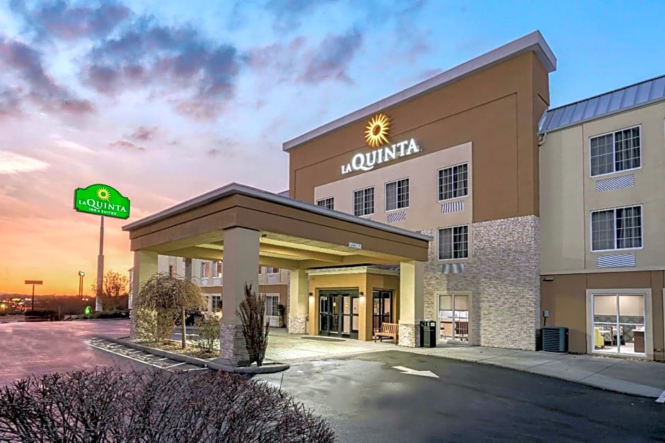 La Quinta Inn & Suites by Wyndham Knoxville North I-75