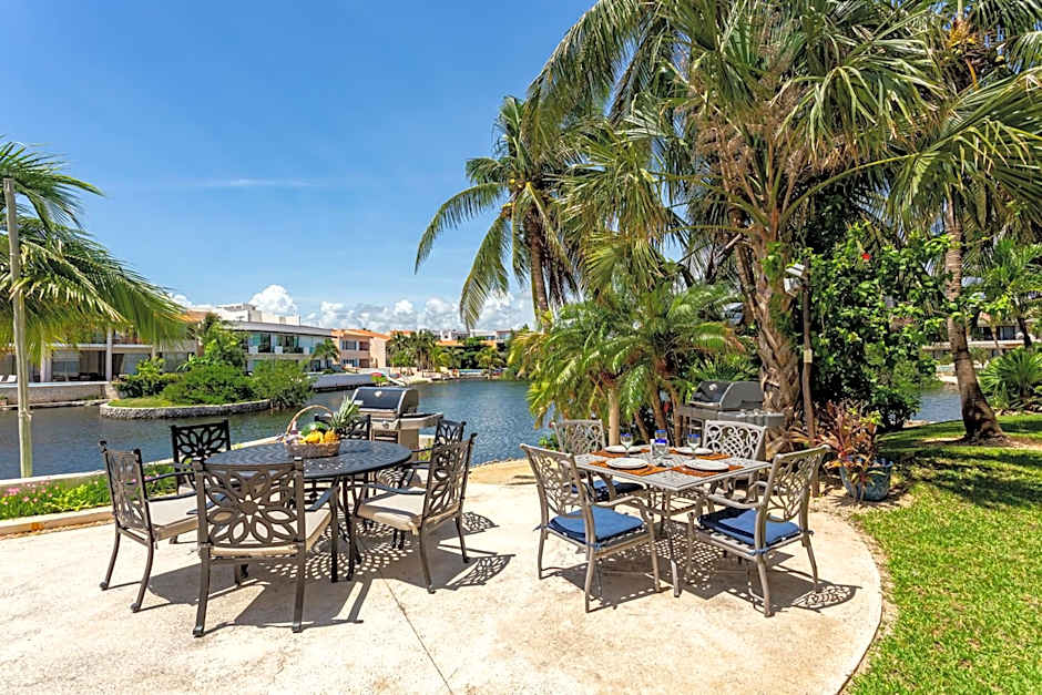 Aventuras Club Marina