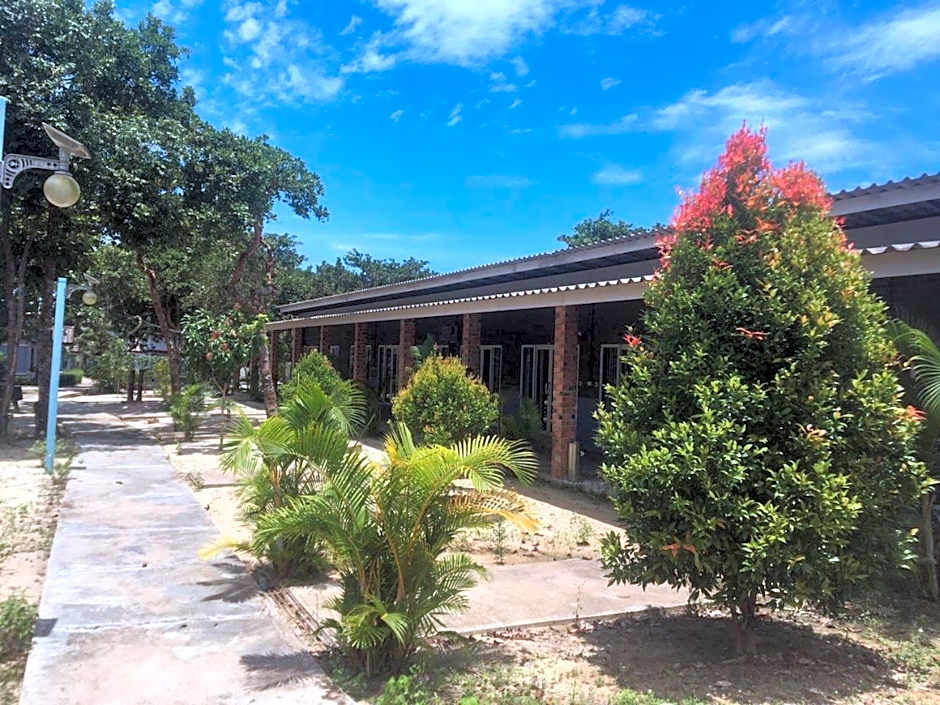 Scarlet Sails Hostel