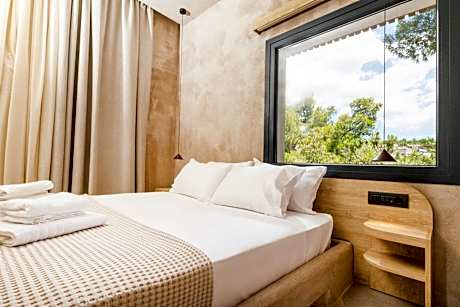Deluxe Suite with Sea View