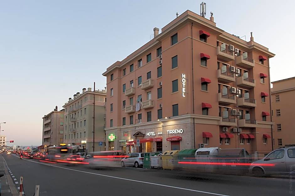 Hotel Tirreno