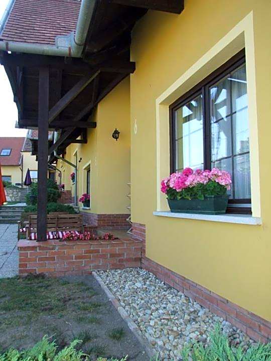 Huber Vendégszobák