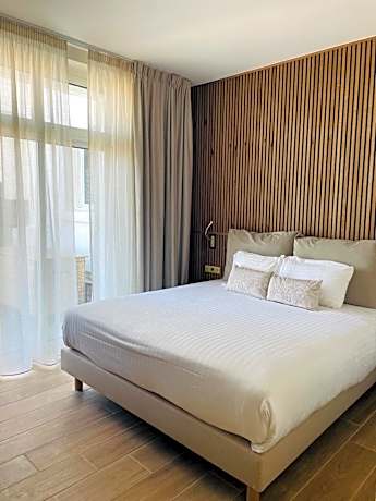 Suite with Terrace and Sea View