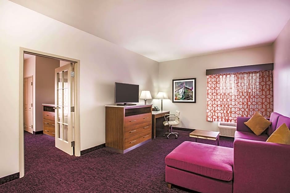 La Quinta Inn & Suites by Wyndham Chambersburg