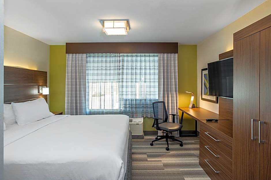 Holiday Inn Express Hotel & Suites Medicine Hat Transcanada Hwy 1 By IHG