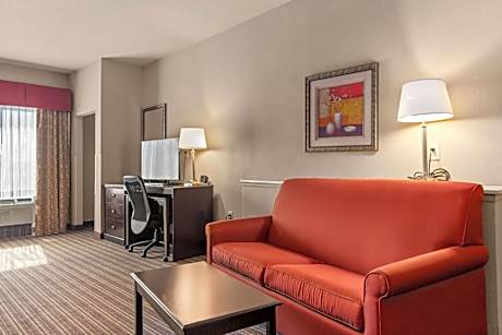 Queen Suite with Two Queen Beds and Roll-In Shower - Disability Access/Non Smoking