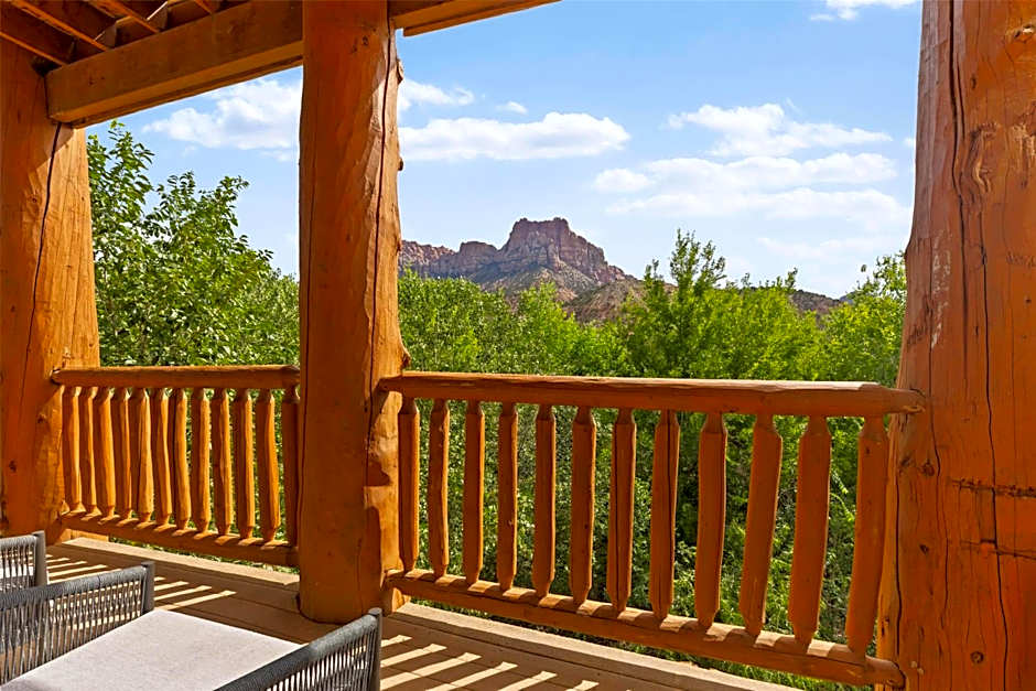 Hotel De Novo, Tapestry Collection by Hilton