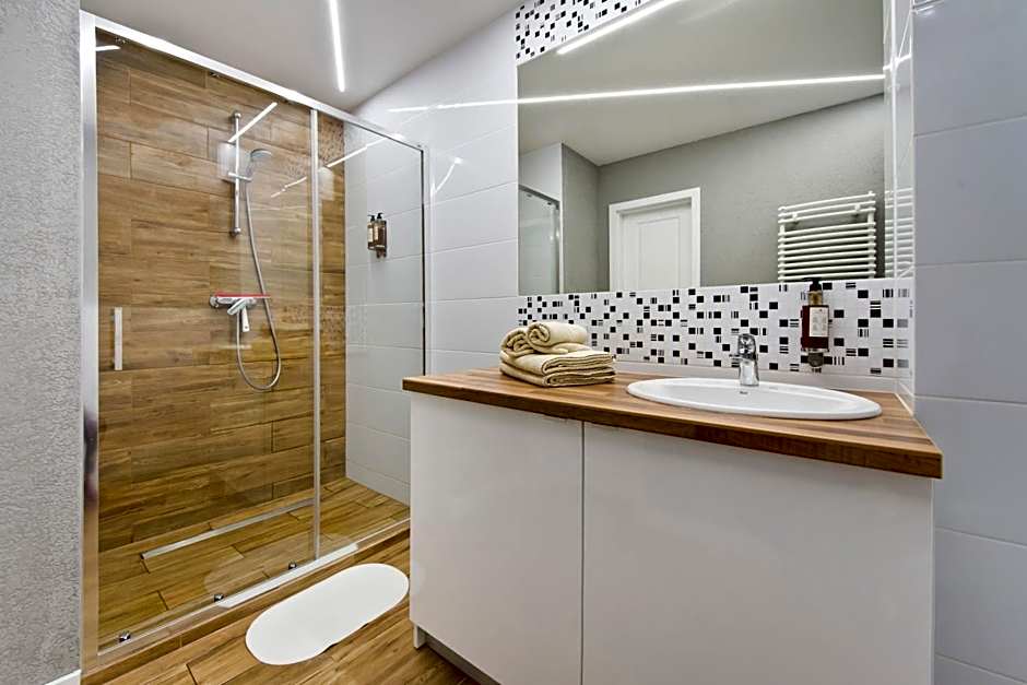 YOURAPART Chmielna Park