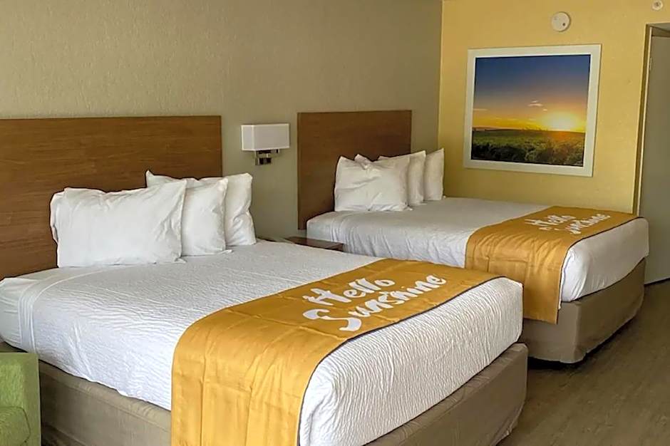 Days Inn by Wyndham Apopka/Orlando