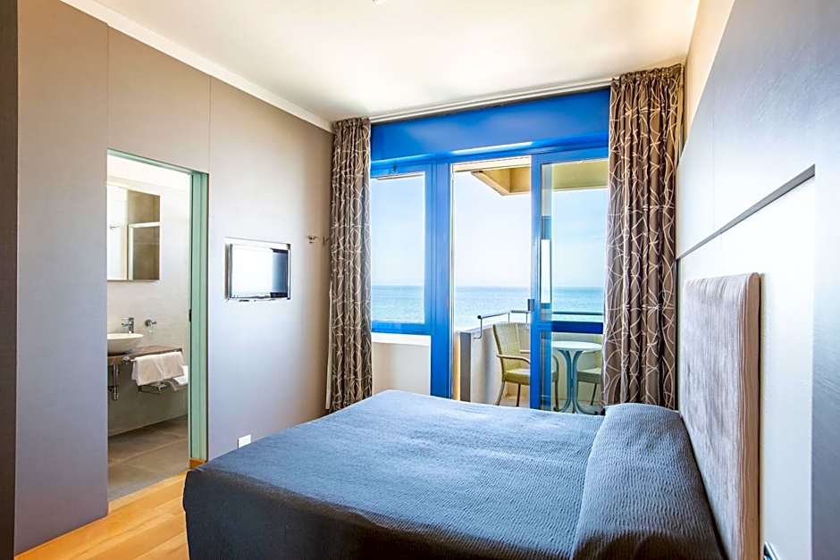 Hotel Baltic Riccione-Fronte Mare