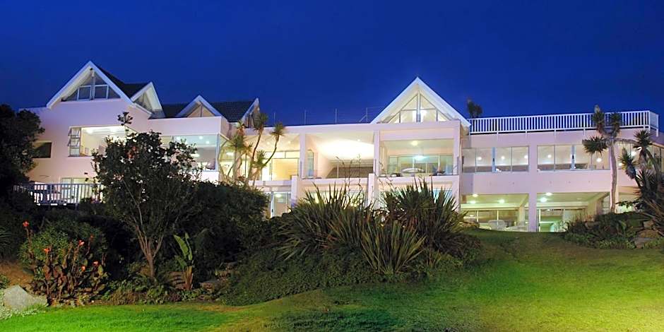 The Pink Lodge on The Beach