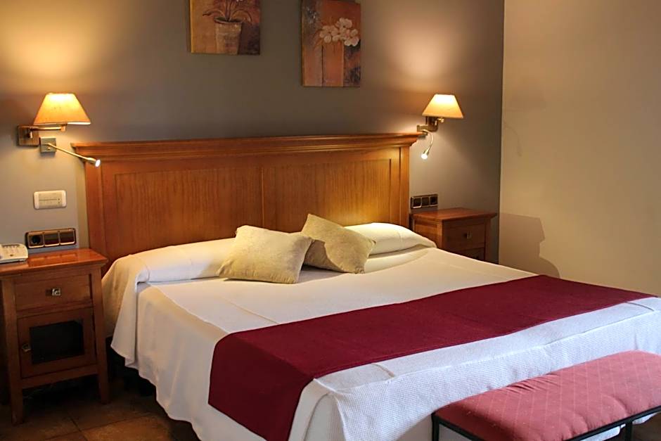 Hotel & SPA Peña Montañesa