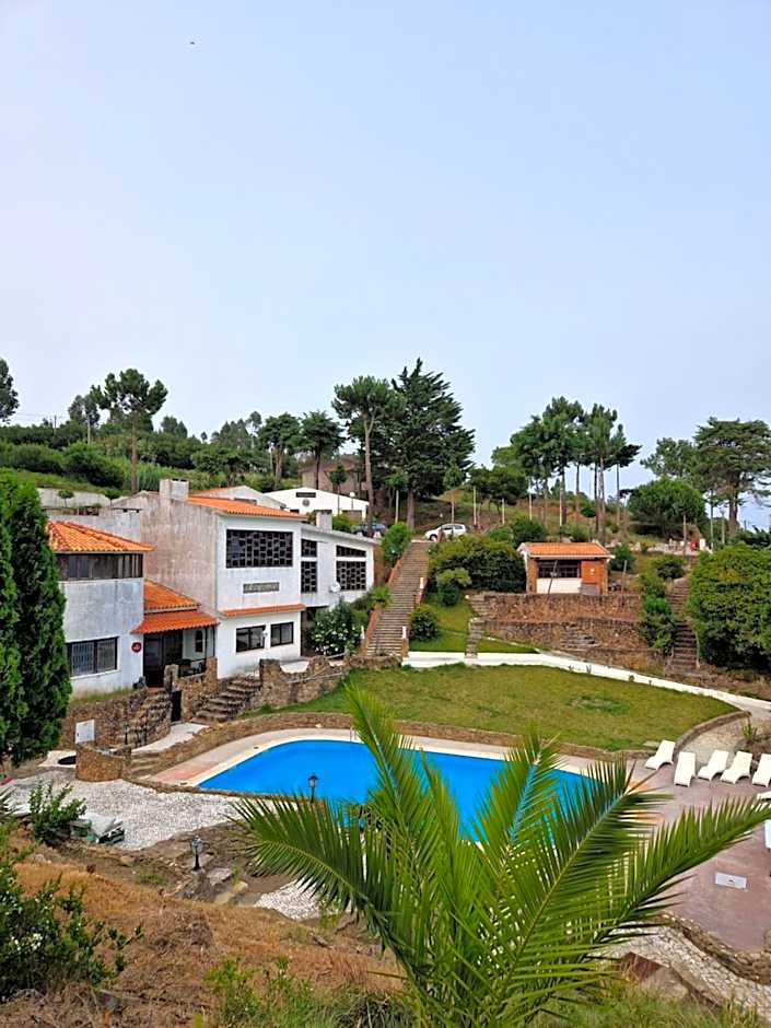 Apartamentos Turísticos Clube Vale Leão