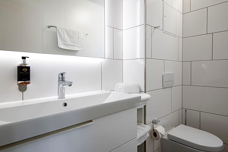 Smart & Stay Aparthotel Saarlouis Lisdorf - Self-Check-In - Free Parking