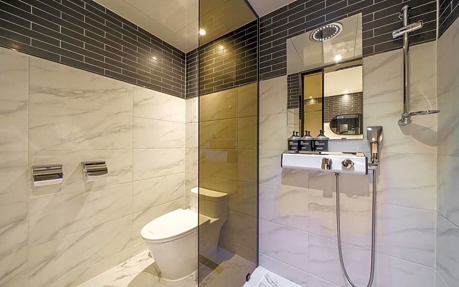 Busan Songjeong Brooks Hotel