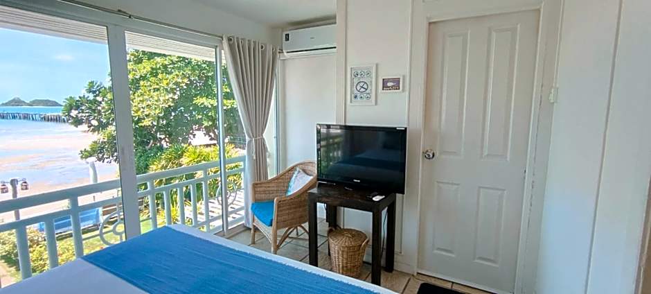 Baan Sattahip by the sea