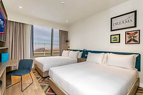 Two Double Beds Room Non Smoking Sea View