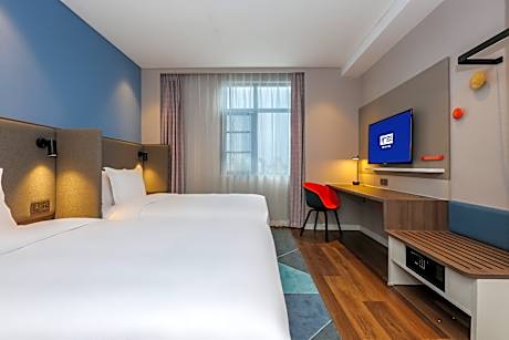 2 Single Standard Extra Floor Space