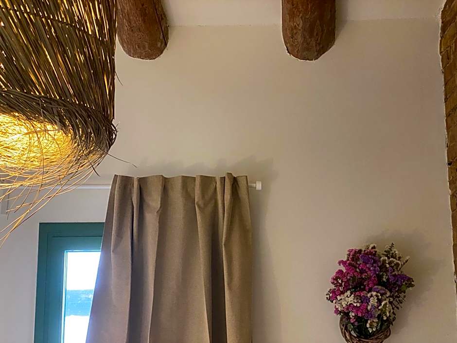 Les Filles (antiga Fonda de la Parra)