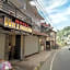 Hotel Hill Queen