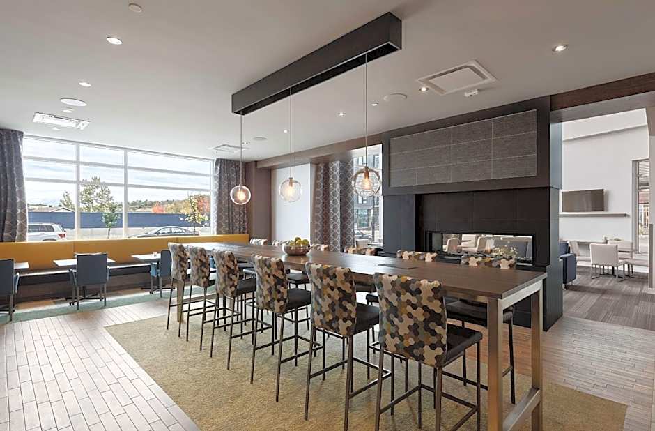 Hampton Inn - Suites by Hilton Quebec City -Saint-Romuald