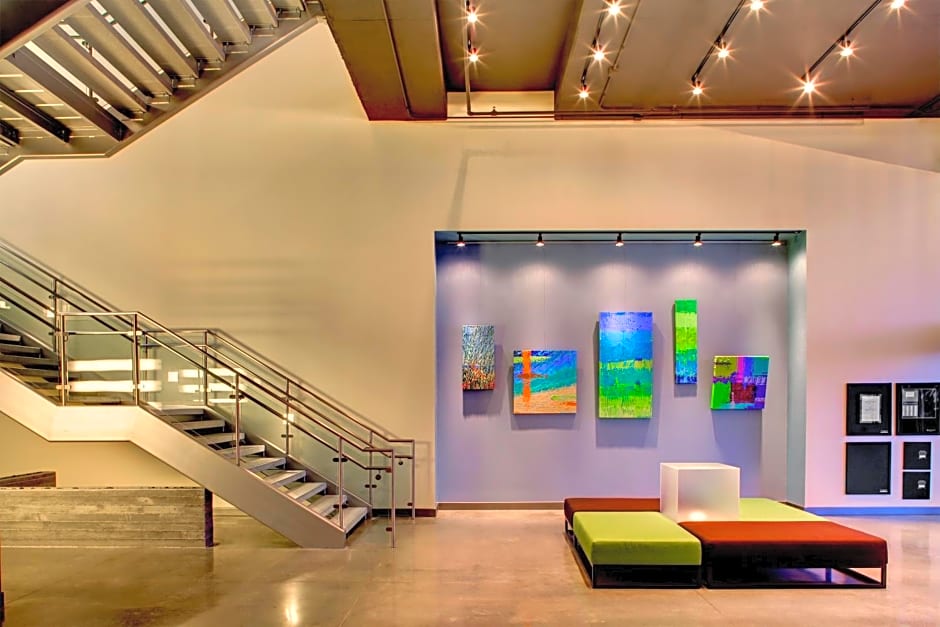 Aloft Leawood-Overland Park