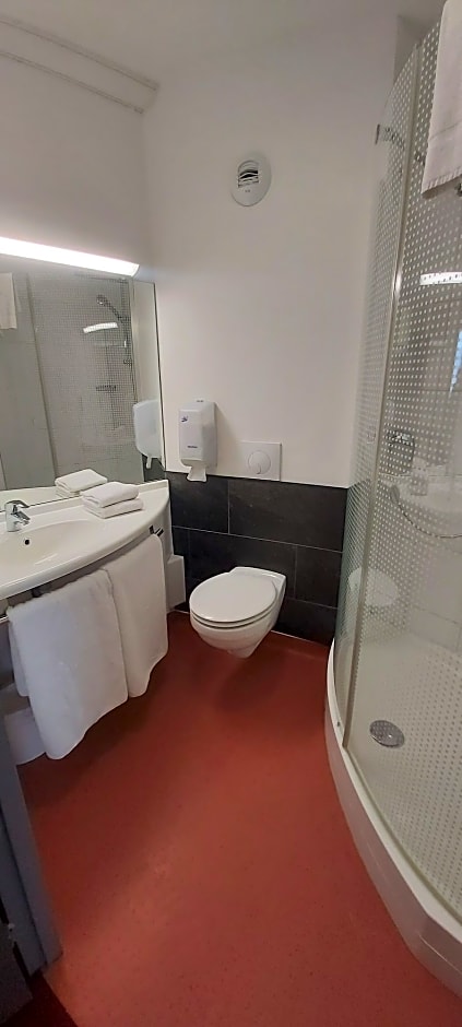 Brit Hotel Confort Villeneuve Sur Lot